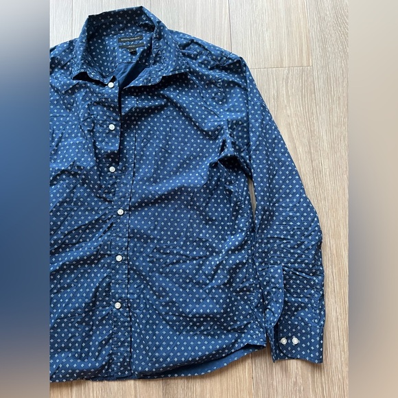 Banana Republic Blue Slim Fit Button Down Shirt Men’s Large - Picture 2 of 6